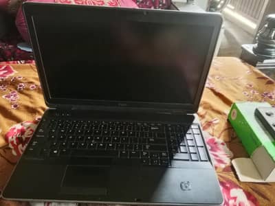 Dell laptop core i7 4th G