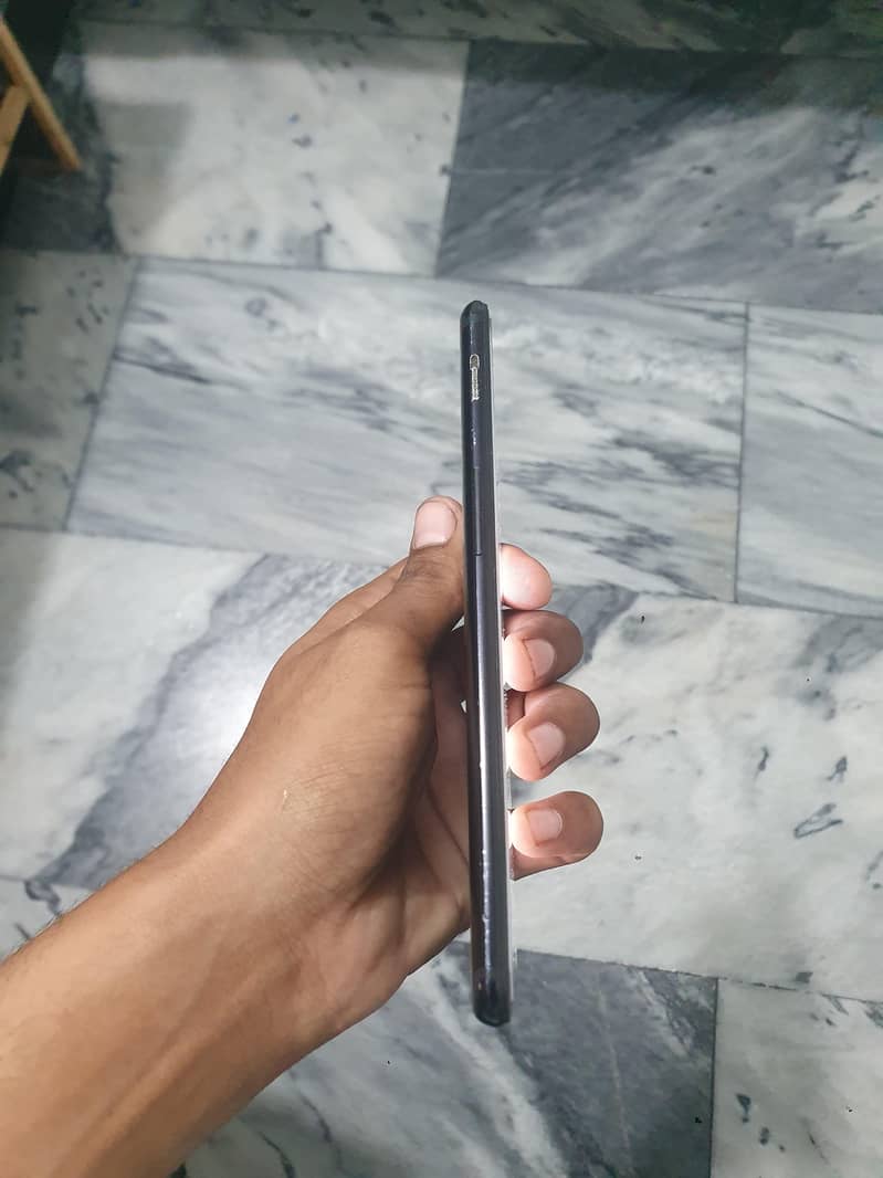 One Plus 5T 1