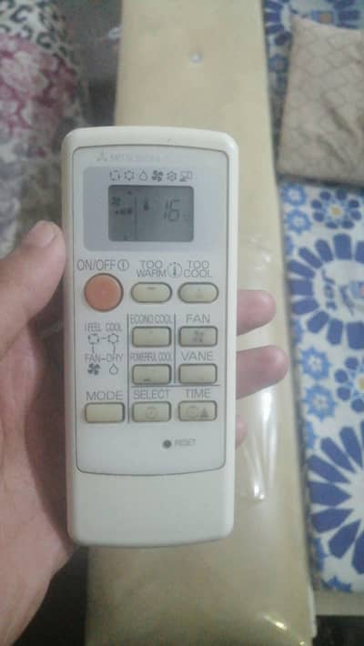 AC urgent for sale
