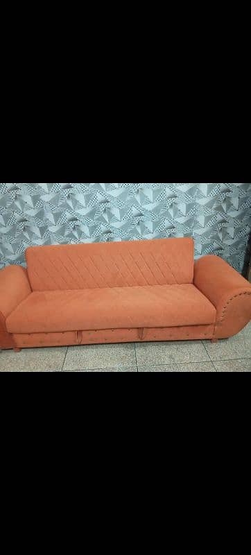 3 sitter sofa combed