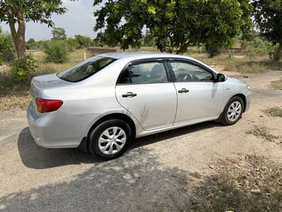 Toyota Corolla GLI 2011