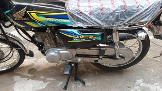 whtsup03246024409honda paka26model new urgent sale