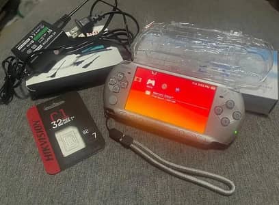 Sony PSP 3000 Silver 64GB With Charger
