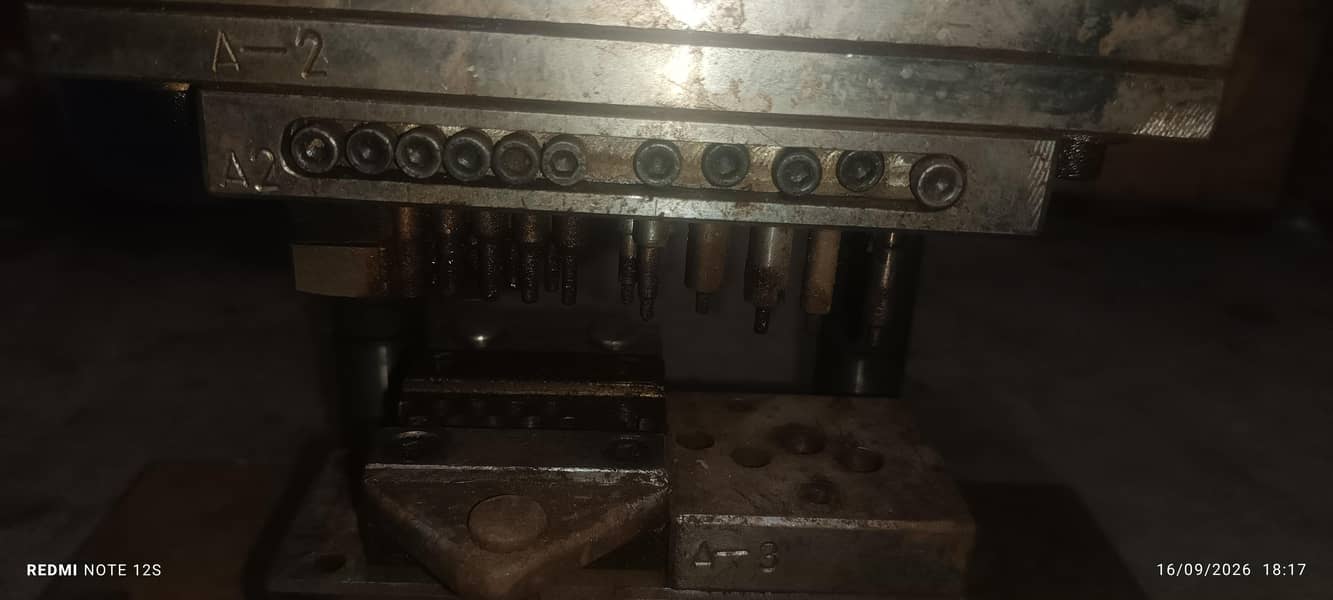 Swich button dies 5