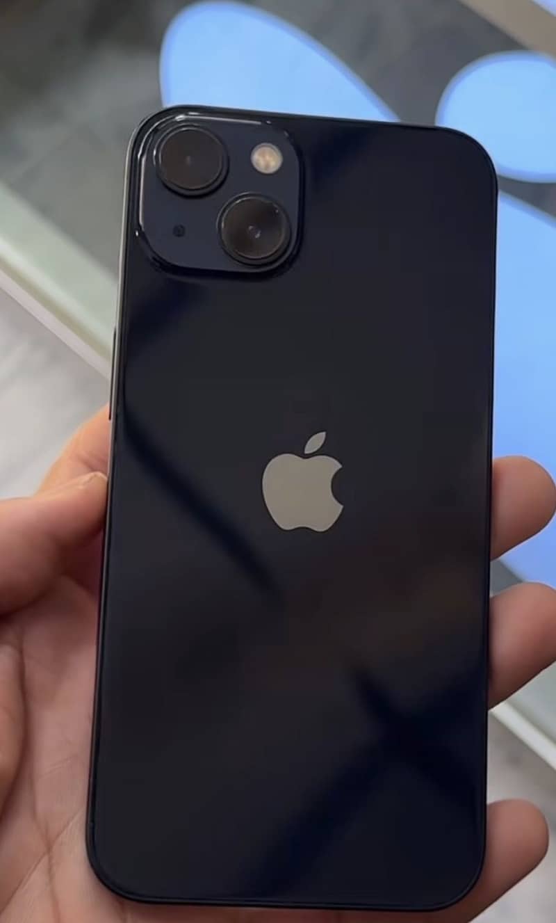 Apple iPhone 13 2
