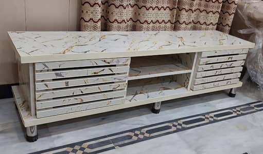 Led media table Console big size brand new condition unique look never