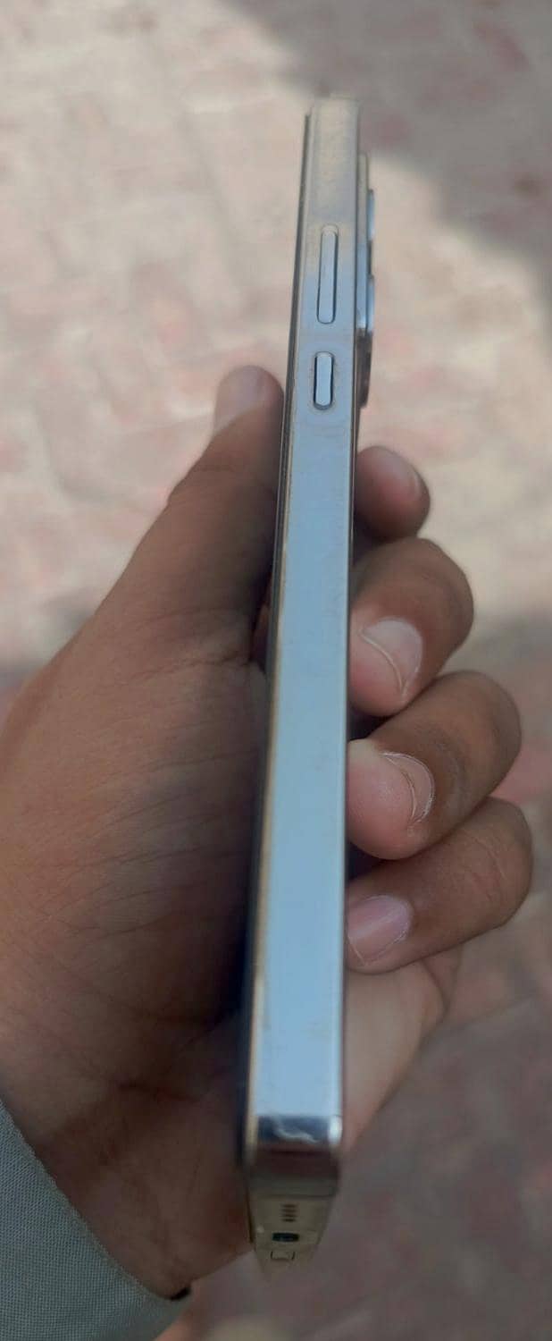 Infinix Note 40 2