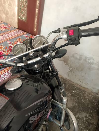 Suzuki GS 150