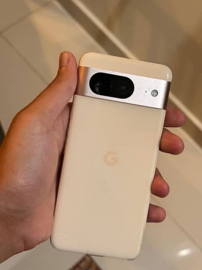 Google Pixel 8