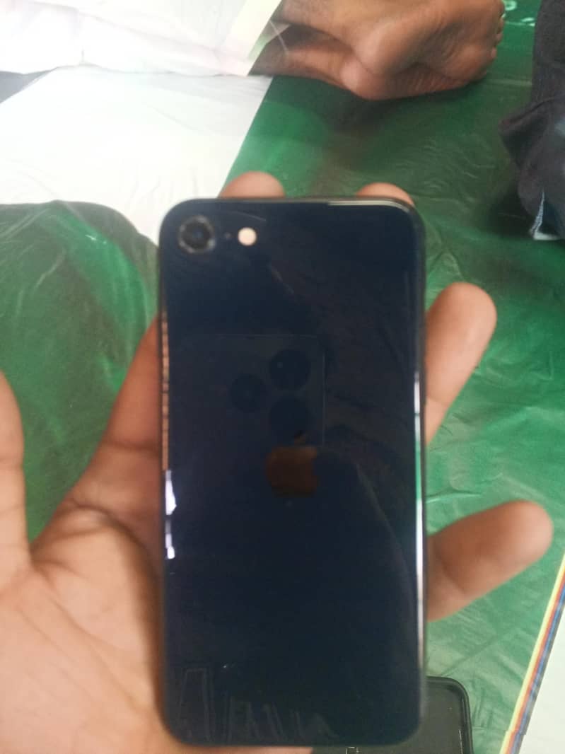 Apple iPhone SE 1