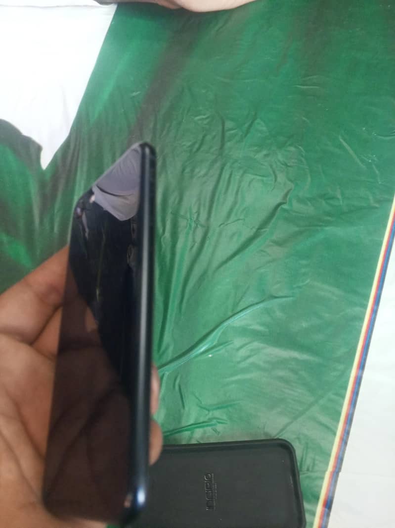 Apple iPhone SE 3