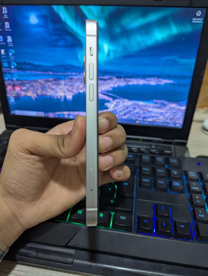 Apple iPhone 12 2