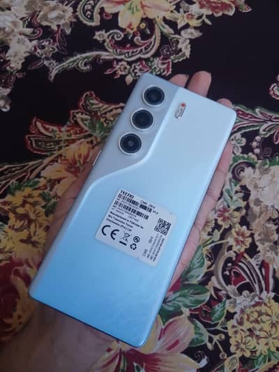 Tecno CAMON 40 Pro