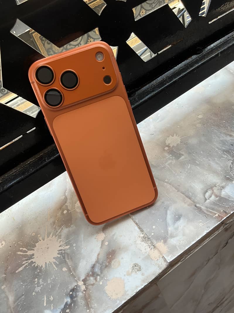 Apple iPhone 17 Pro Max 5