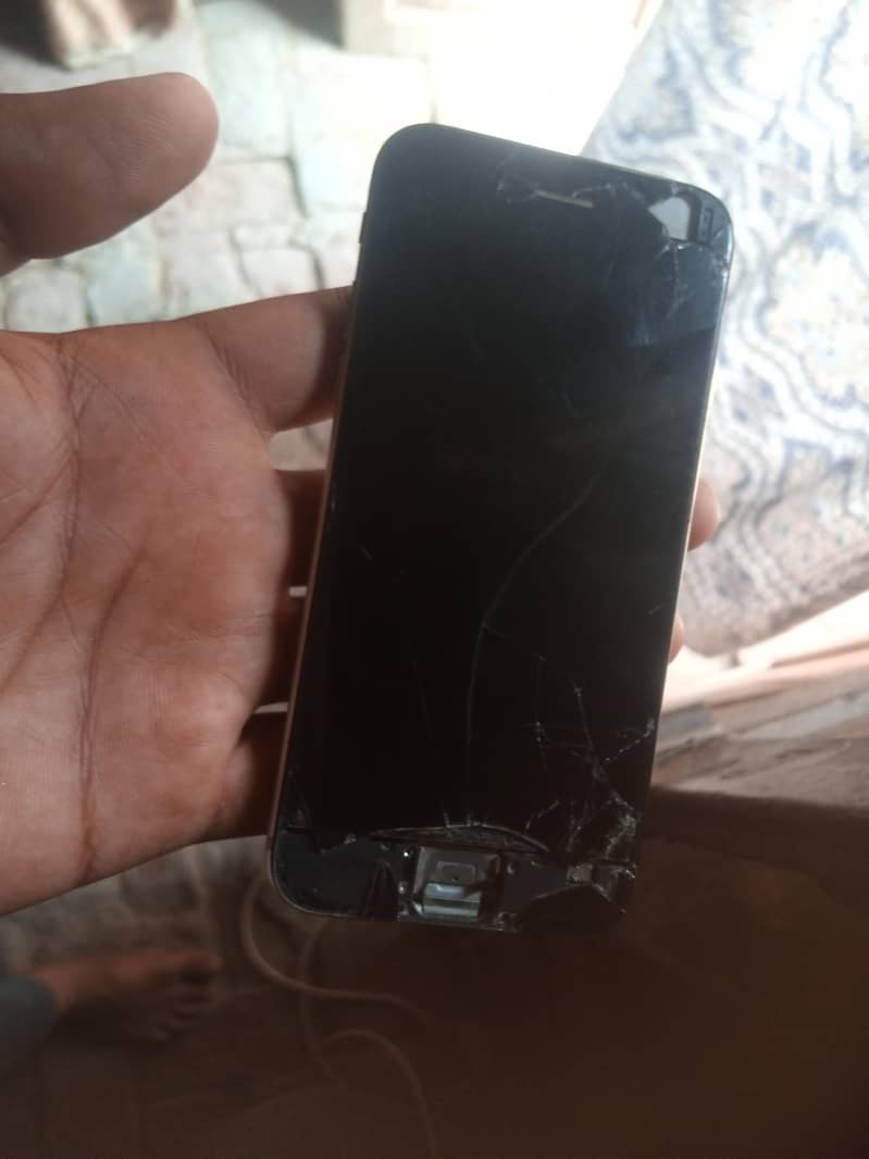 Apple iPhone 6 1