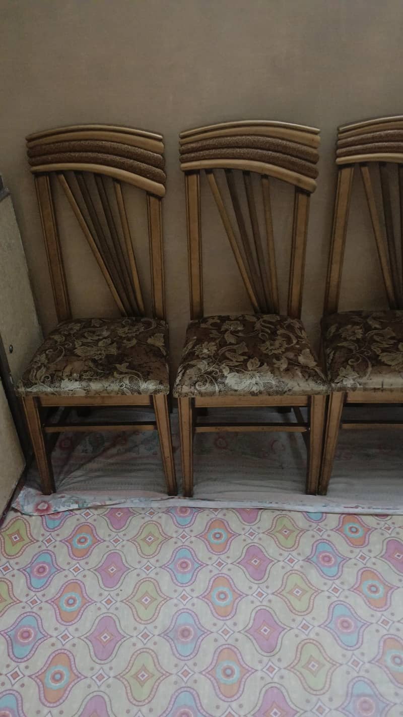 6 chairs 1