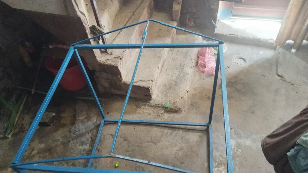 cages — photo 3