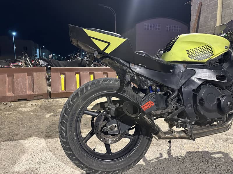 CBR-250 4