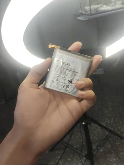 Samsung Mobile S21 Ultra battery available