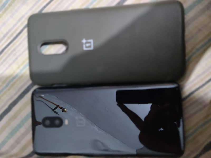 One Plus 6T 1