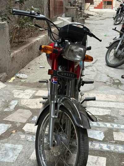 United 70 for urgent sale brand new condition totally genuine