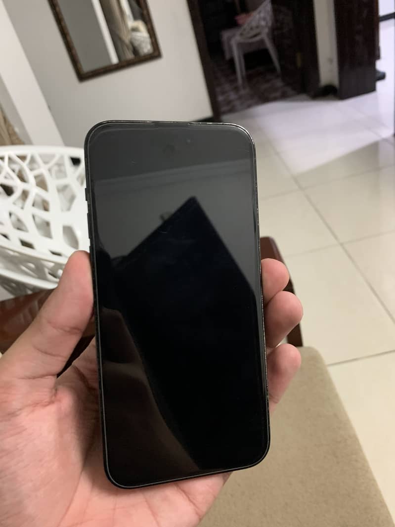 Apple iPhone 14 Pro Max 4