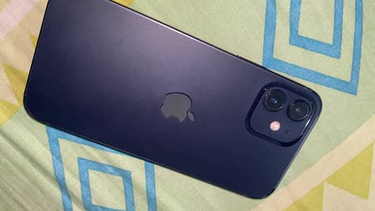 Apple iPhone 12