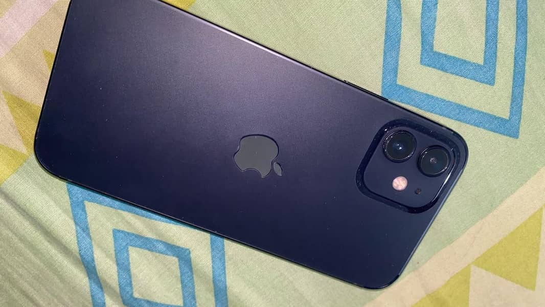 Apple iPhone 12 0