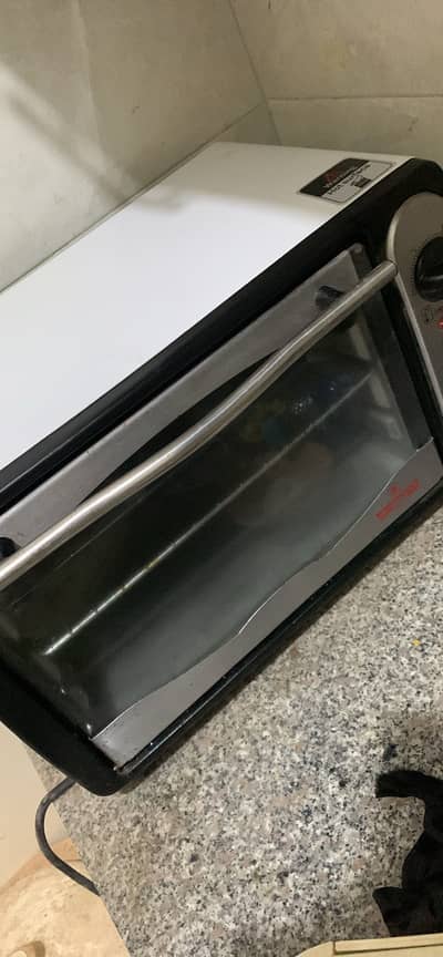 Baking Oven just one or two time used