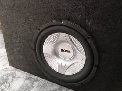 speaker with amplifier and woofer just used 1 month