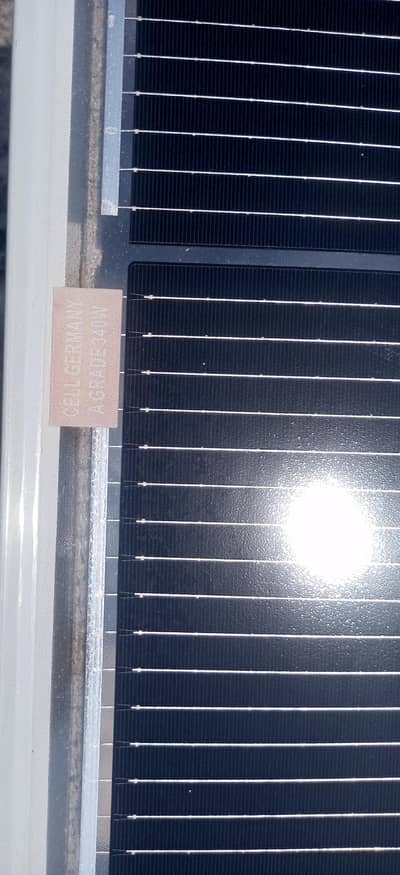 Urgent for sale 2 solar panels 340,300 watt A grade