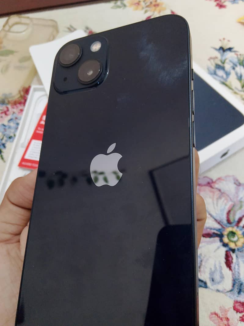 Apple iPhone 13 1