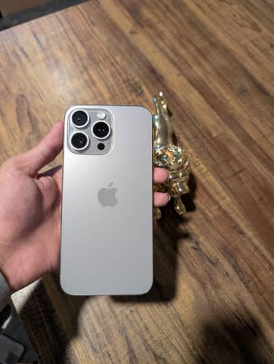 Apple iPhone 15 Pro Max