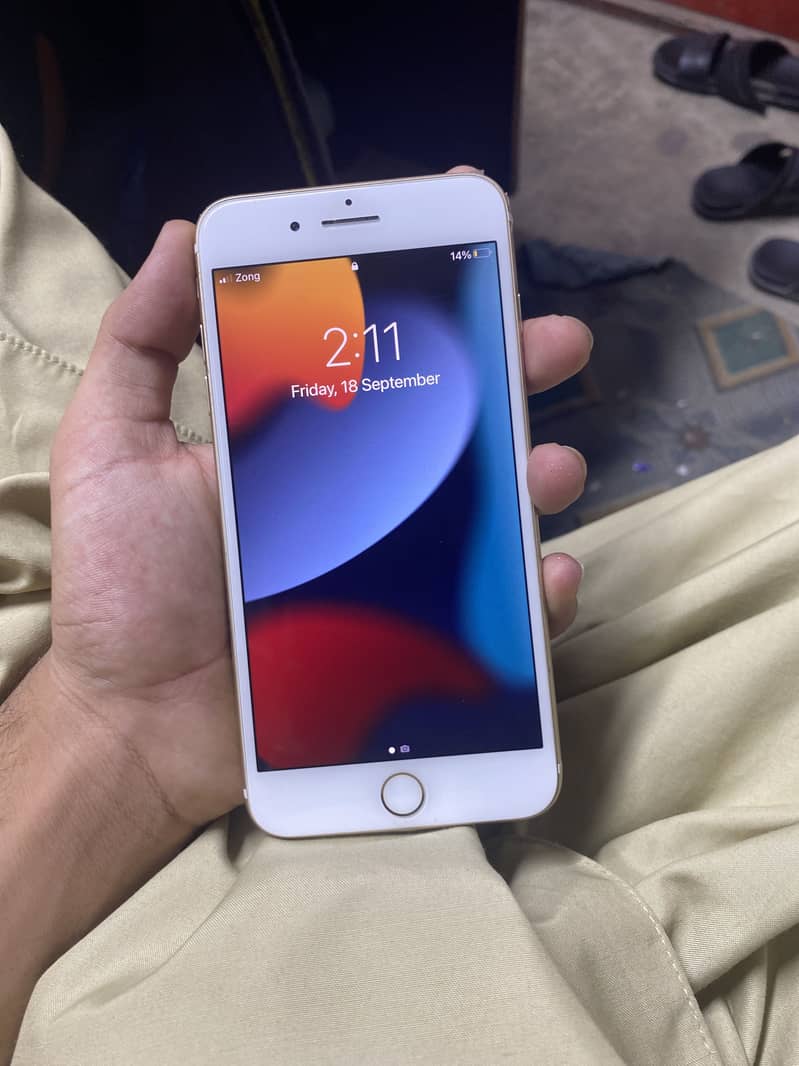 Apple iPhone 7 Plus 2