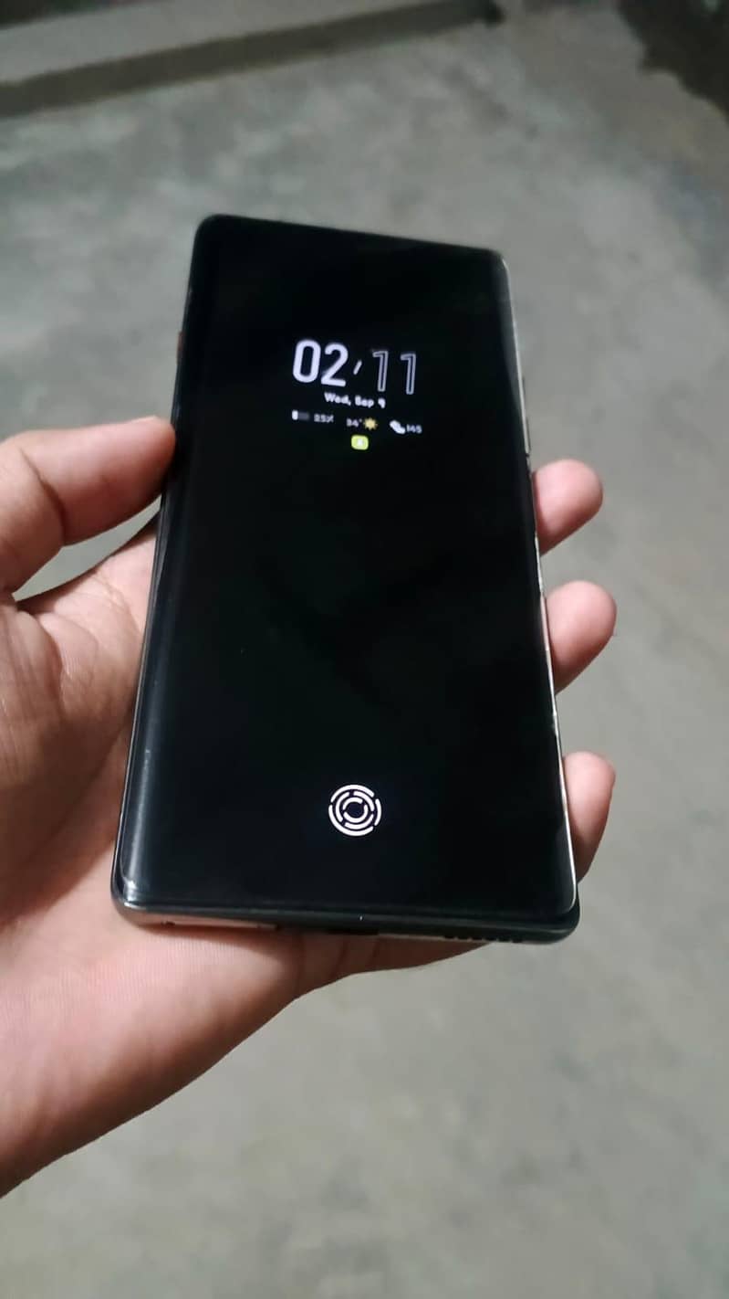 Tecno CAMON 40 Pro 1