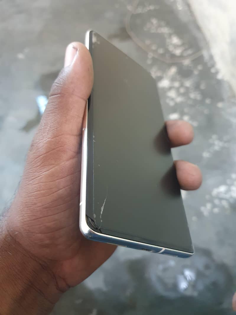 Google Pixel 7 Pro 2