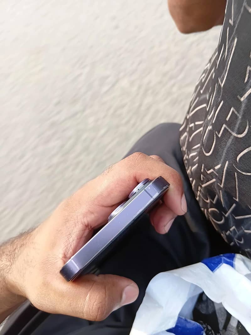 Apple iPhone 14 Pro Max 5