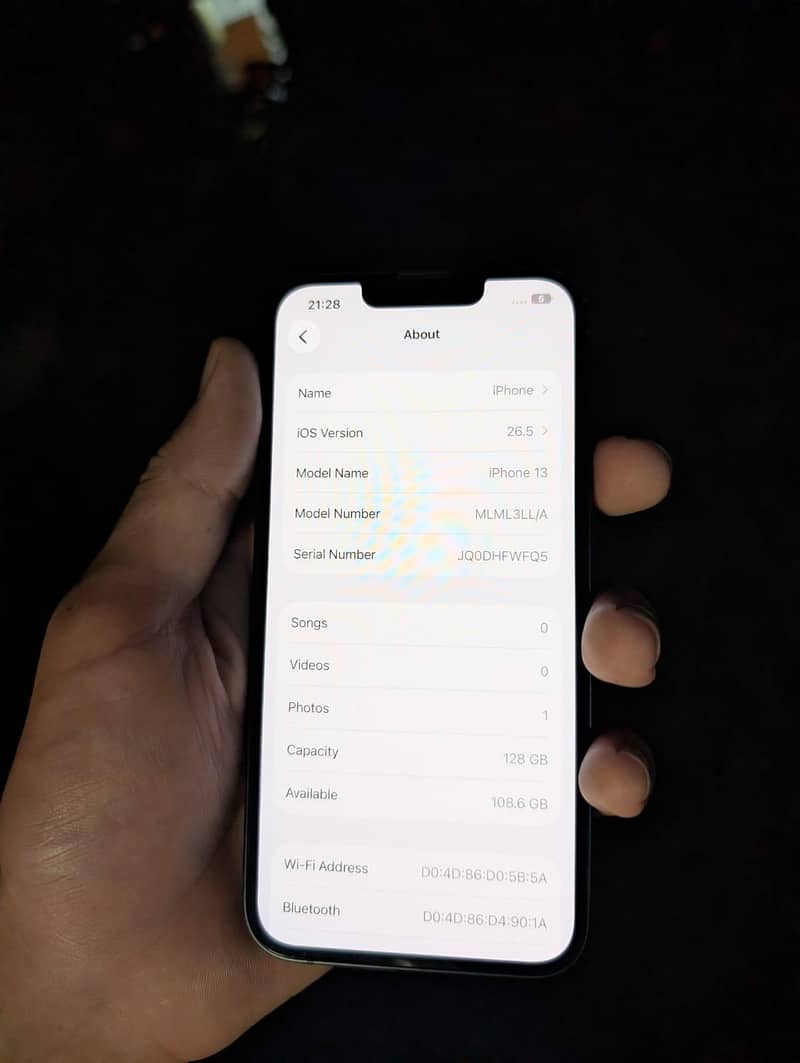 Apple iPhone 13 2