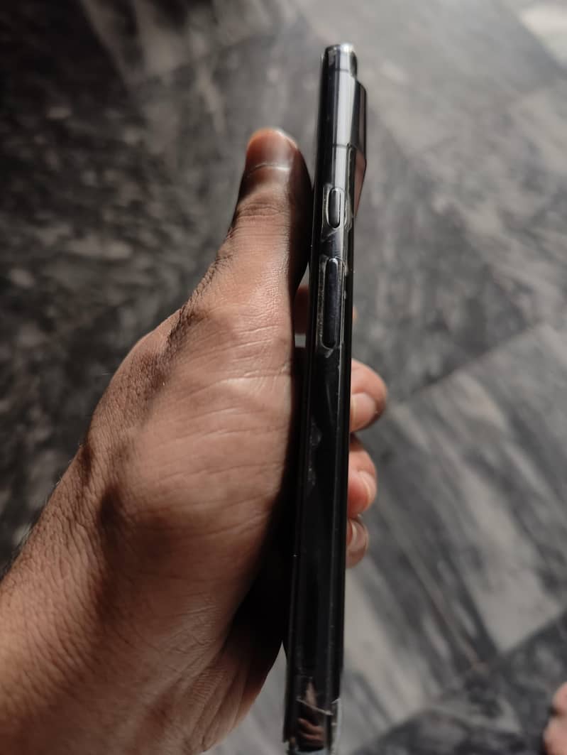 Google Pixel 8 Pro 128GB | 9.5/10 Condition | Never Opened 4