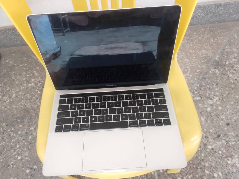 Mac Book Pro 2017 3