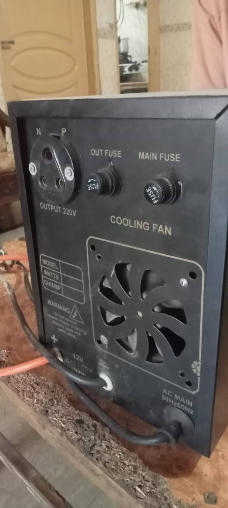 ups 1000 voltage 1