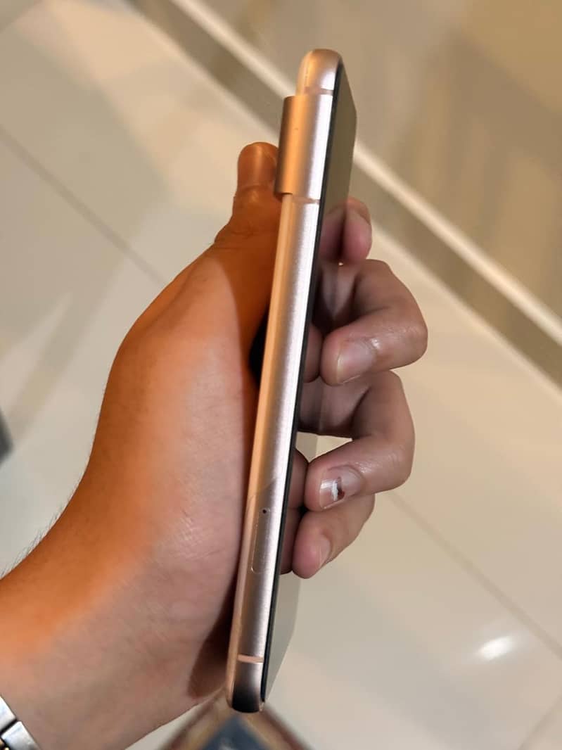 Google Pixel 8 1