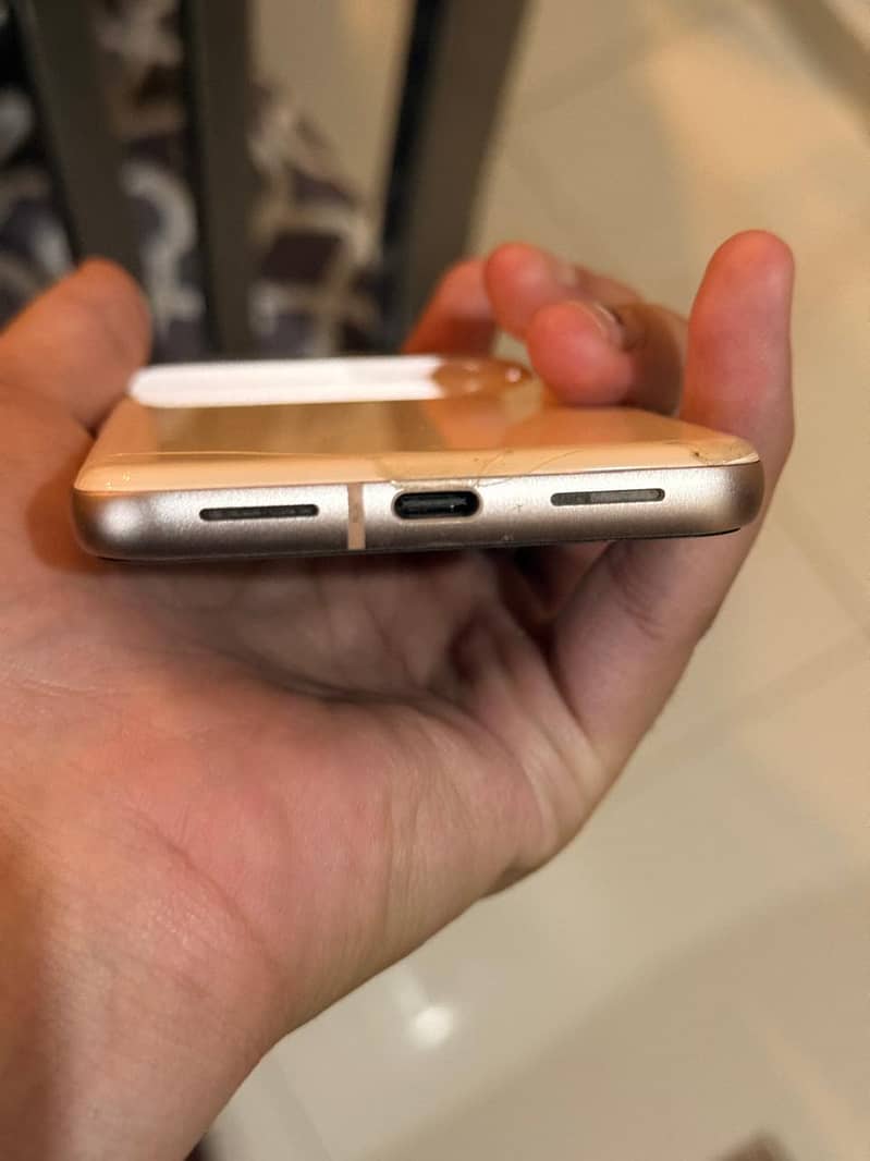 Google Pixel 8 3
