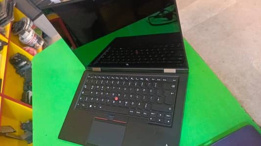 Lenovo ThinkPad X1 Yoga | Core i7 6th Gen | 16GB RAM | 256GB SSD Touch
