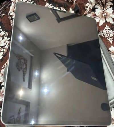 ipad pro M2 Koi open Nahin
