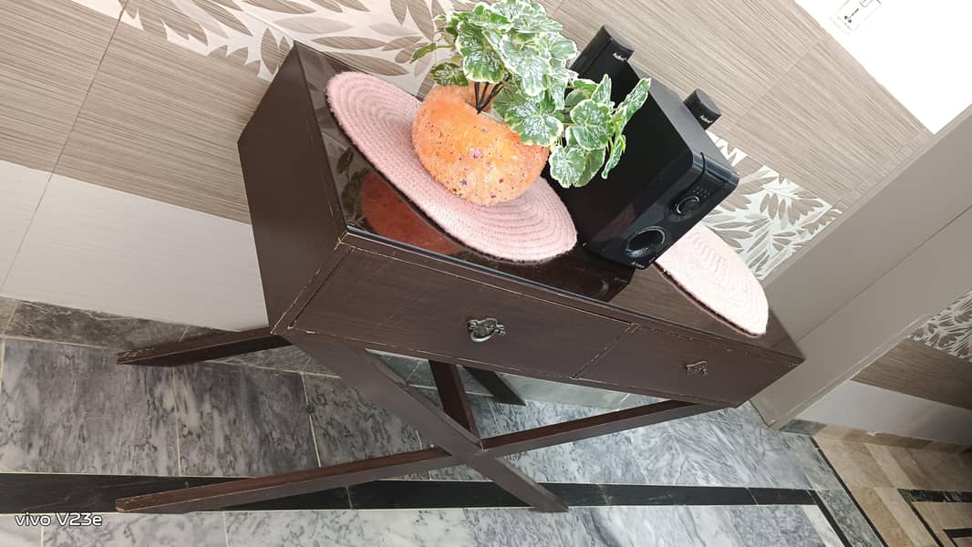 sofa set or console 2