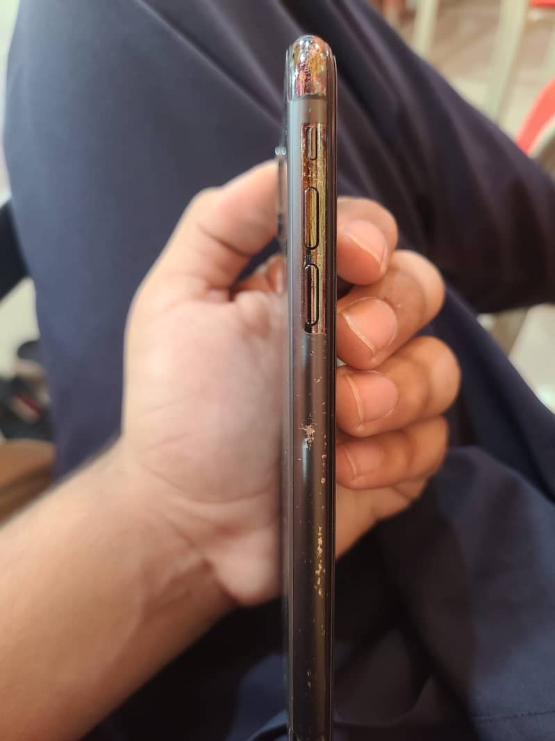 Apple iPhone X 1