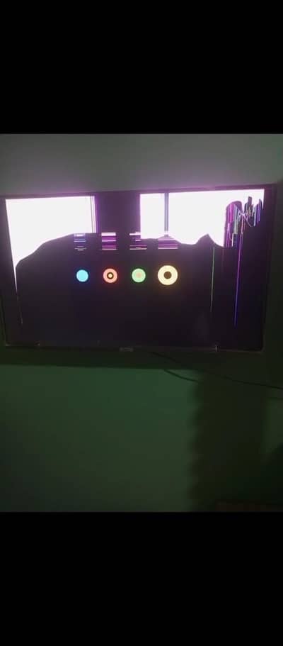 TCL 40" smart led tv only penal damage