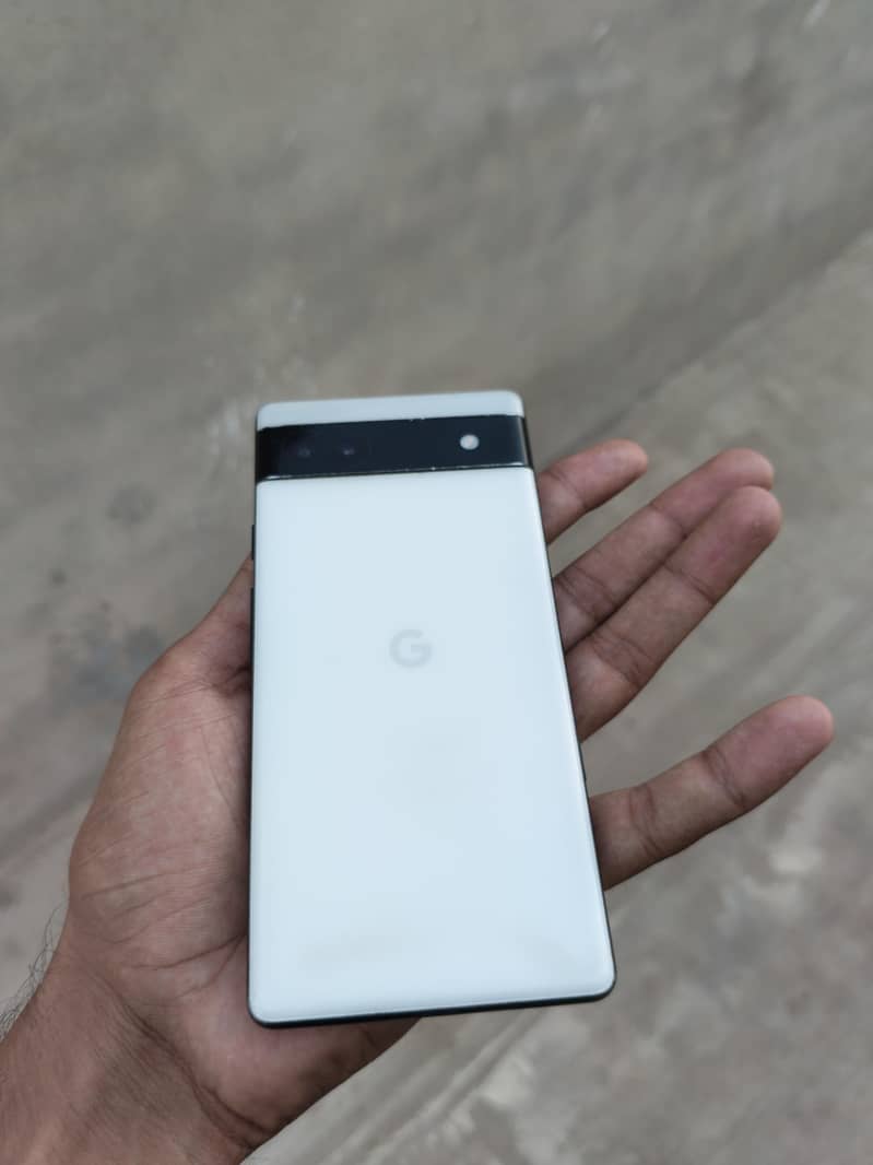Google Pixel 6a 5