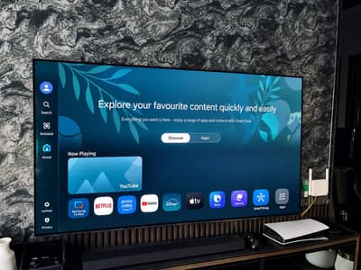 SAMSUNG 65* QLED under  warranty 1 year